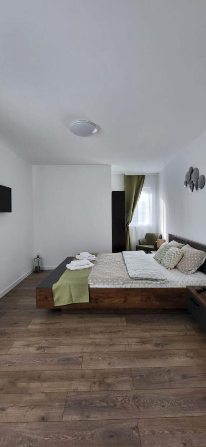 Huesca House Ξενοδοχείο Τούρντα Δωμάτιο φωτογραφία